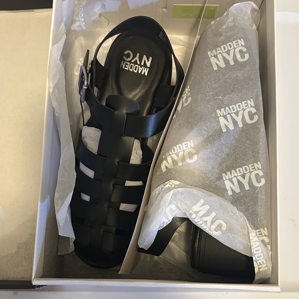 Women’s Black Sandals